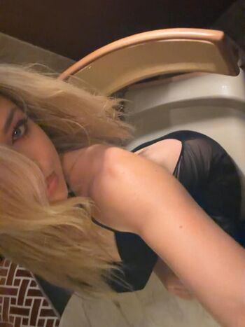 🔥 Scarlet aviram page leaked private photo uncensored full