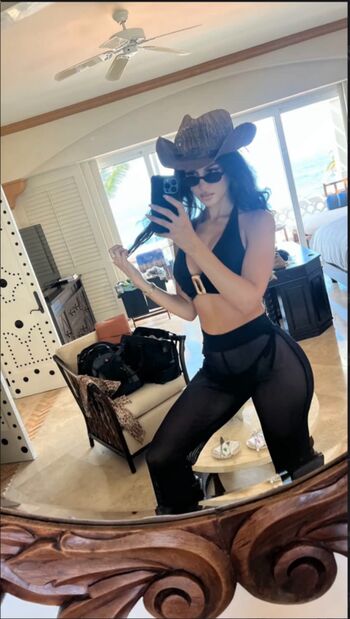 🔥 Sssniperwolf  page leaked private photo uncensored full