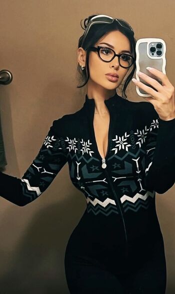 🔥 Sssniperwolf  page leaked private photo uncensored full