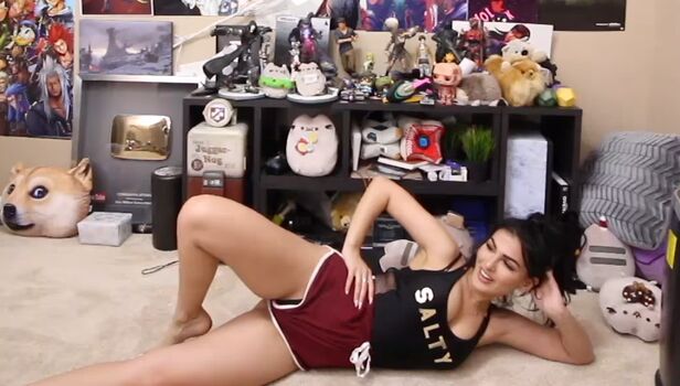 🔥 Sssniperwolf  page leaked private photo uncensored full