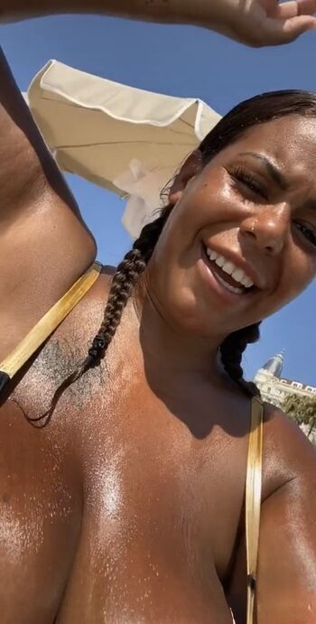 🔥 Tchikita leaked private photo uncensored full