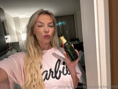 🔥 Theblondebarbiexo leaked private photo uncensored full