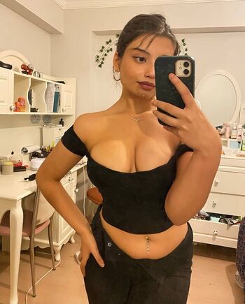 🔥 Turkish girls leaked private photo uncensored full