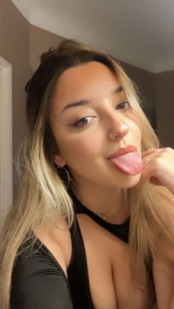 🔥 Valentina costa leaked private photo uncensored full