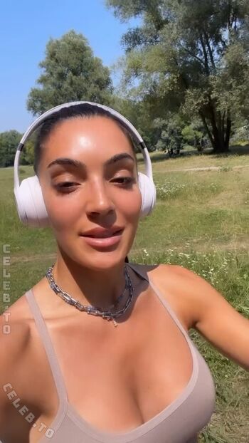 🔥 Valentina maceri page leaked private photo uncensored full