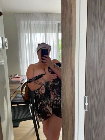 🔥 Vertlea leaked private photo uncensored full