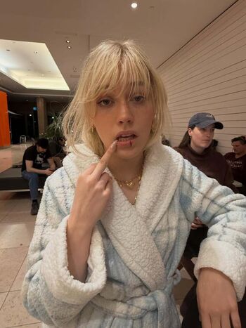 🔥 Victoria pedretti page leaked private photo uncensored full