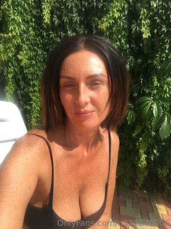 🔥 Your wife leaked private photo uncensored full