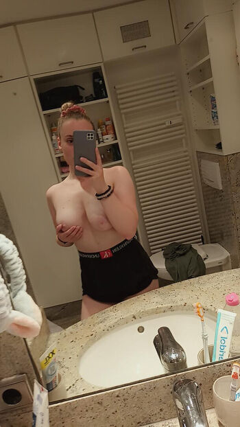 🔥 Zoe anne may leaked private photo uncensored full
